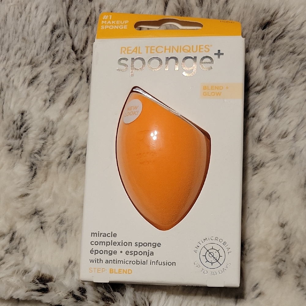 Real Techniques Sponge+ Blend & Glow - Vibrant Orange